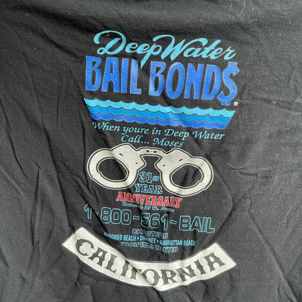 2XL bail bondsman t-shirt with HA rocker on back